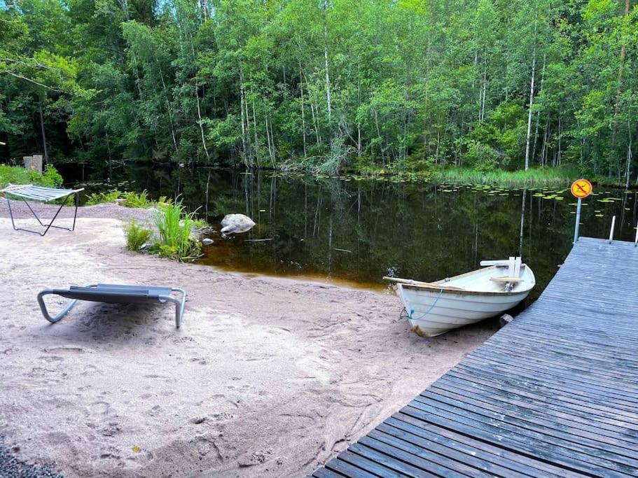 Villa Katiskosken Joenrantamoekki à Hämeenlinna Extérieur photo